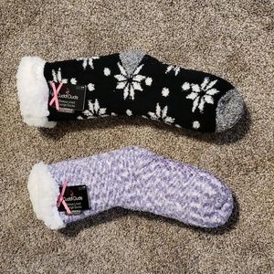 Cuddl Duds - Shoe Size 4-10